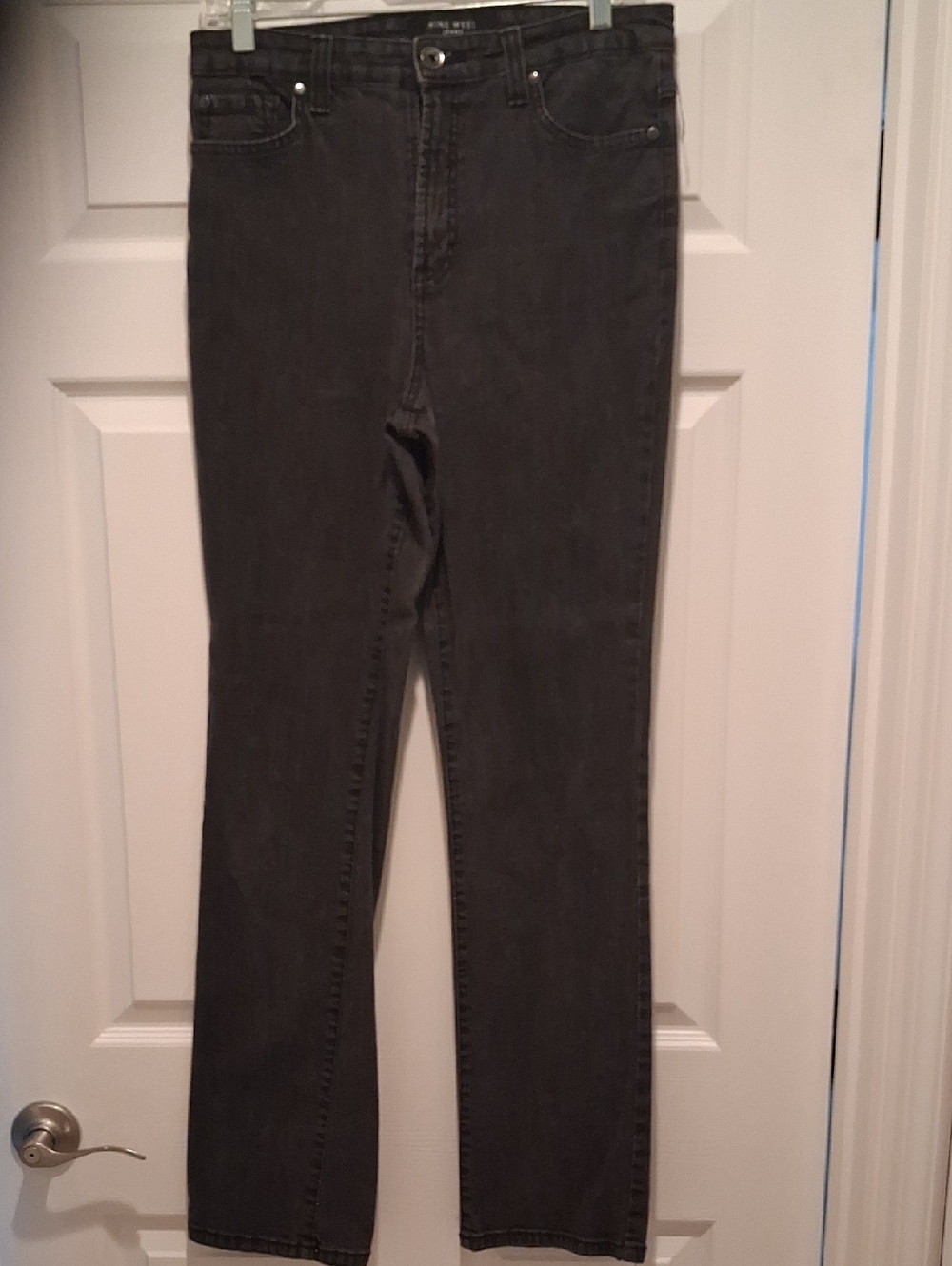 Nine West Jeans. Washed Black.  Straight Leg.  Size 10.
